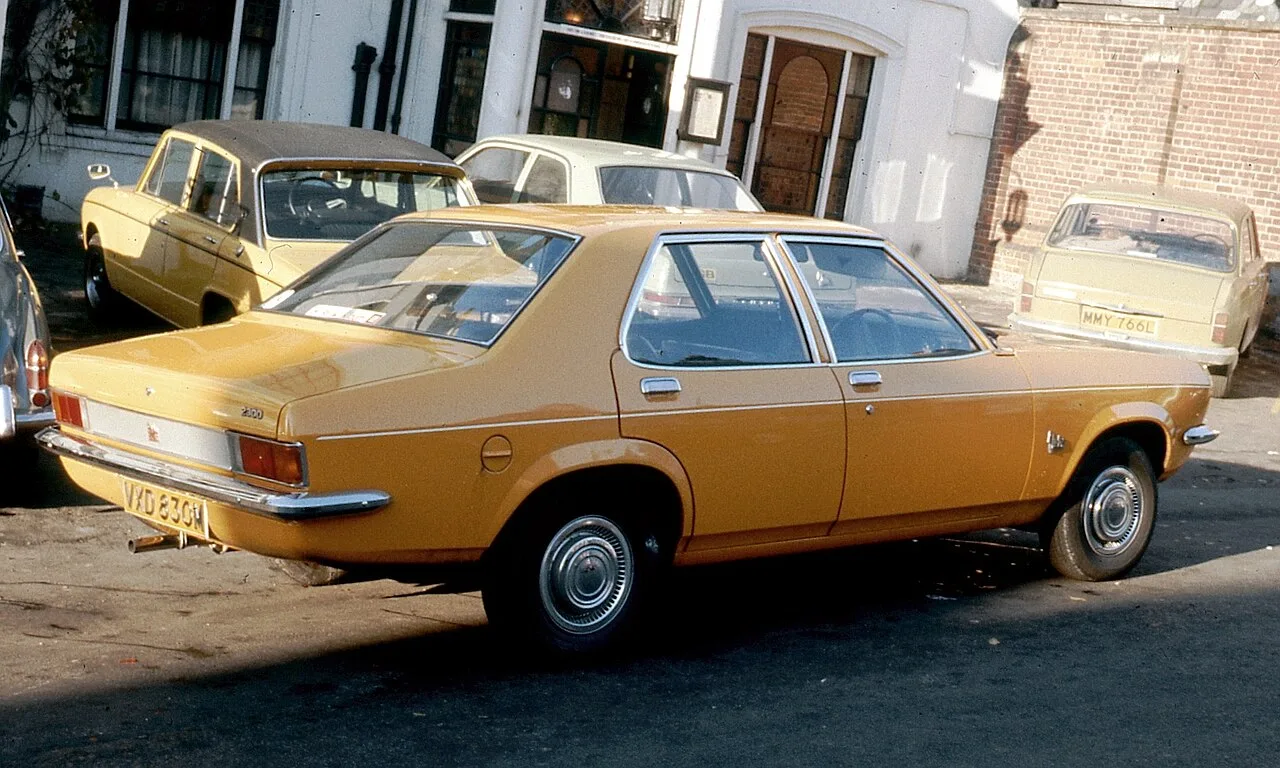 Vauxhall Victor FE / VX4/90 / Ventora, rear