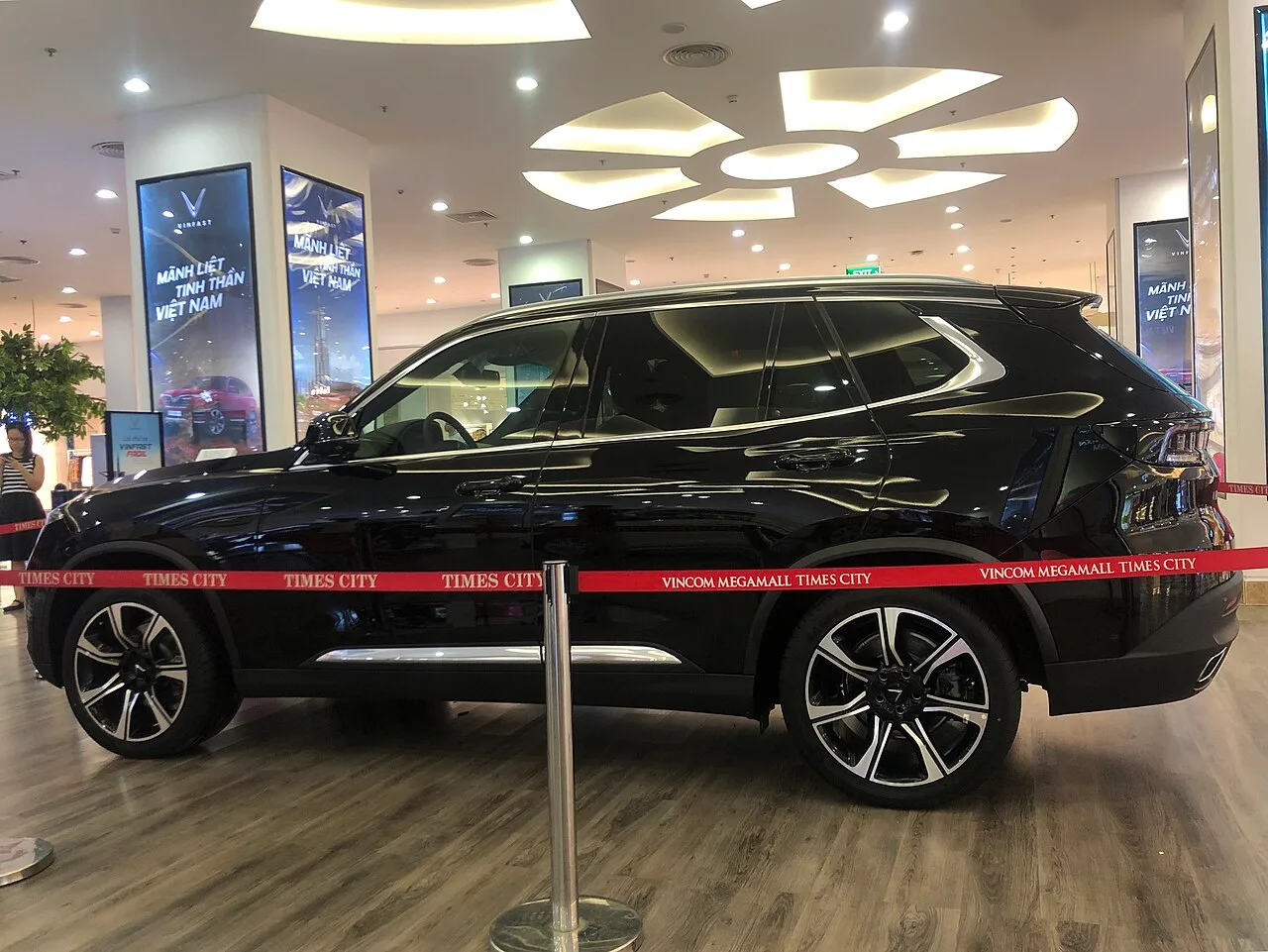 Vinfast LUX SA2.0, rear