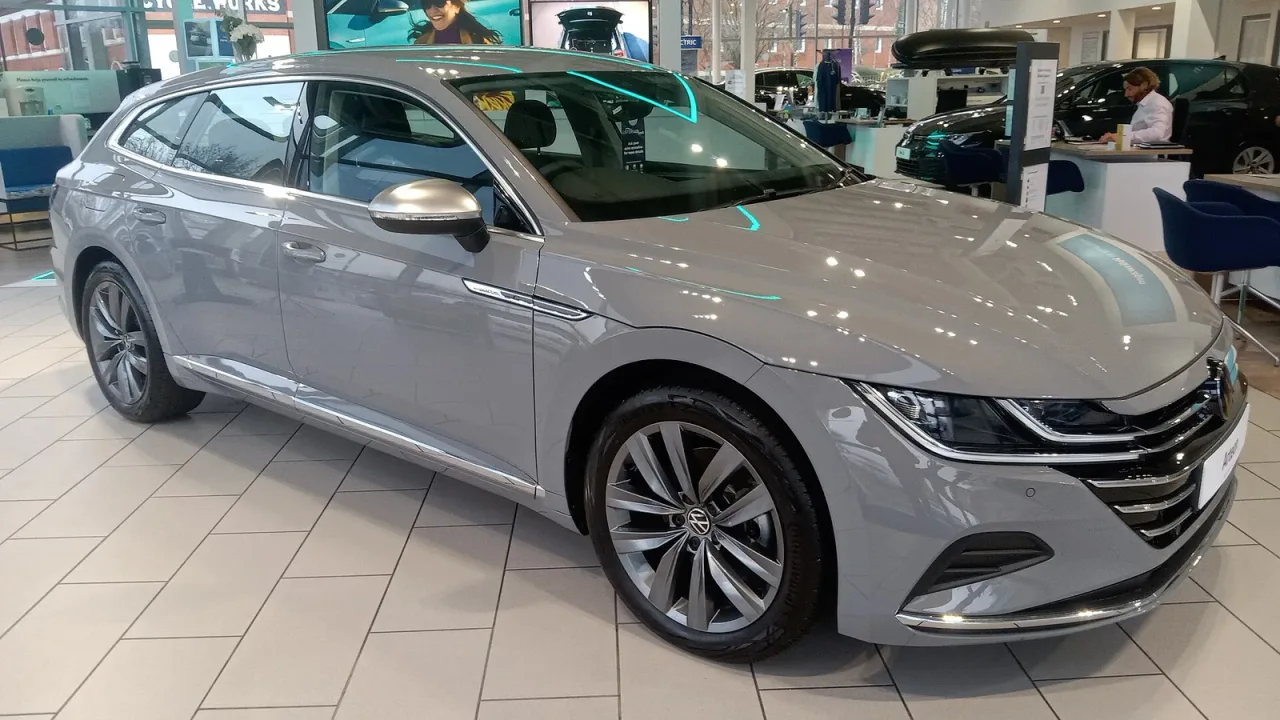 Volkswagen Arteon, side