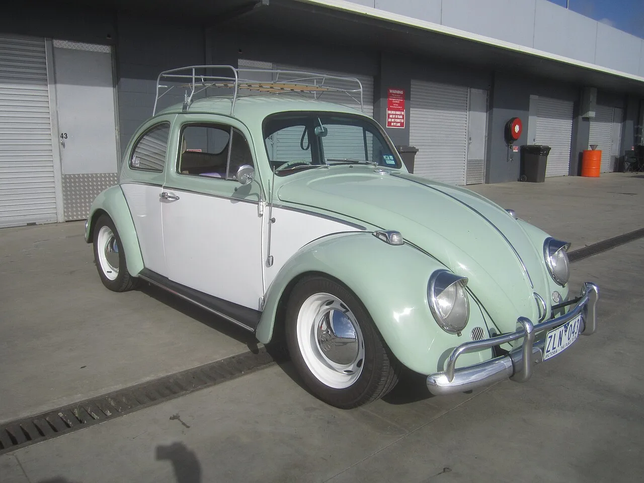 Volkswagen Beetle (Type 1), rear