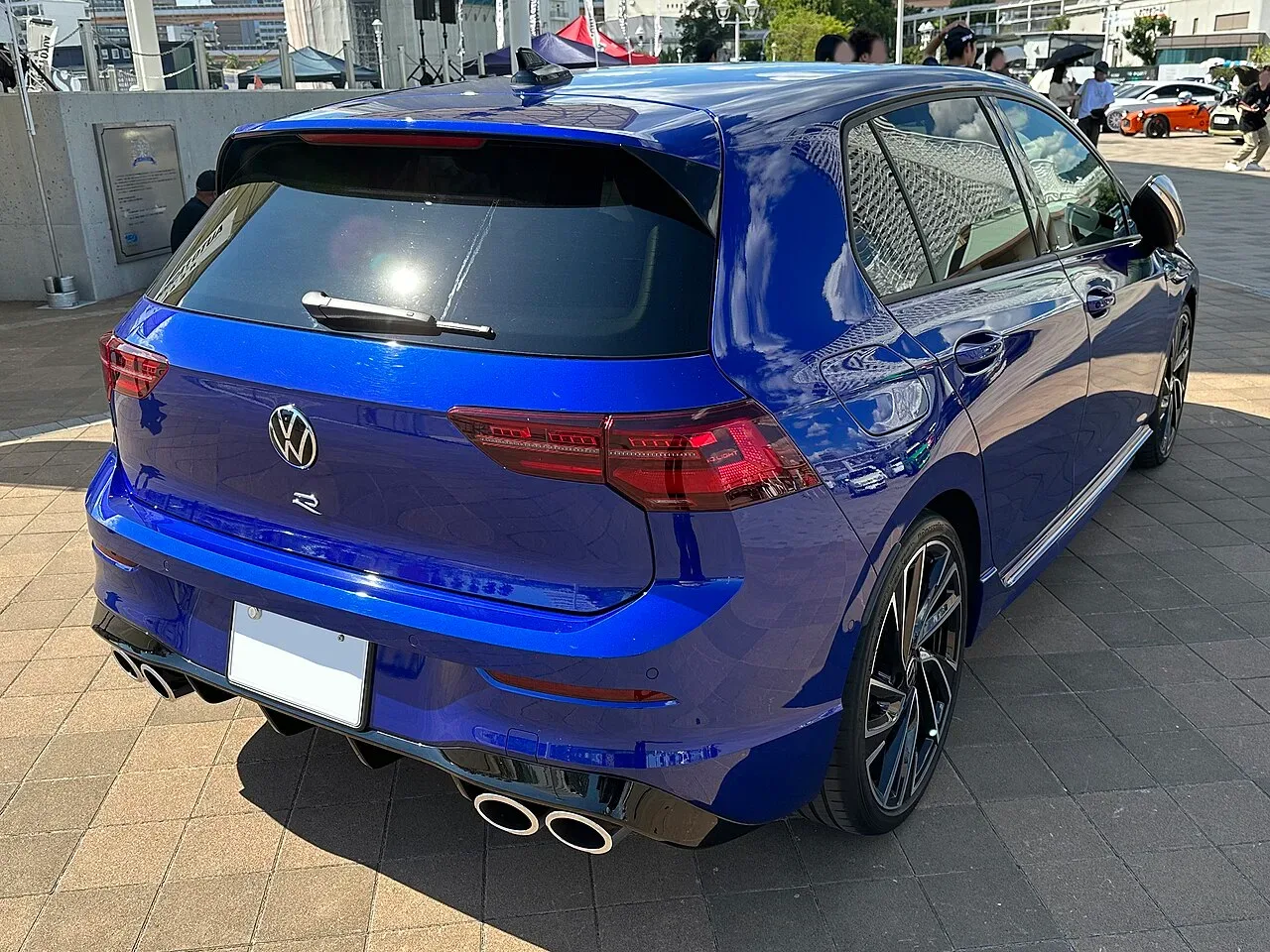 Volkswagen Golf R, rear
