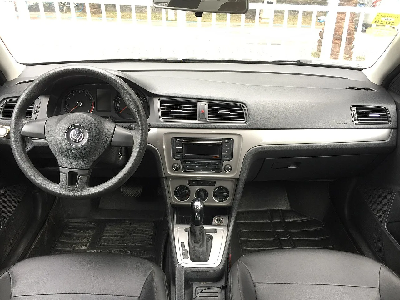 Volkswagen Lavida second generation, interior