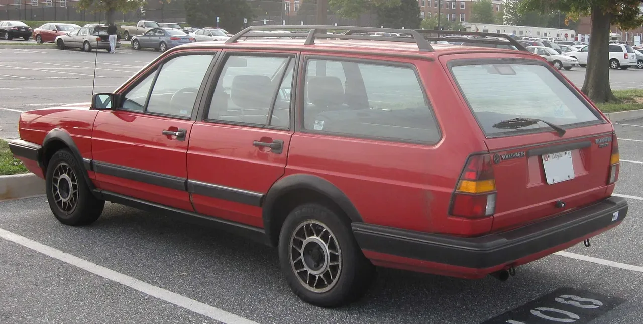 Volkswagen Quantum, rear
