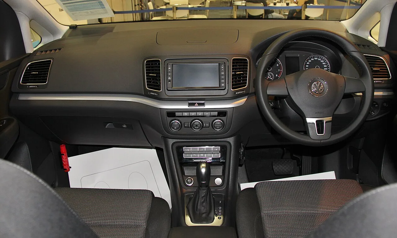 Volkswagen Sharan, interior
