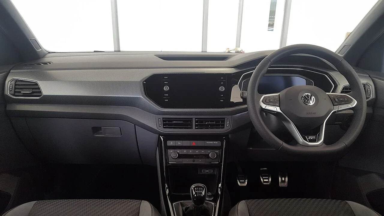 Volkswagen T-Cross, interior
