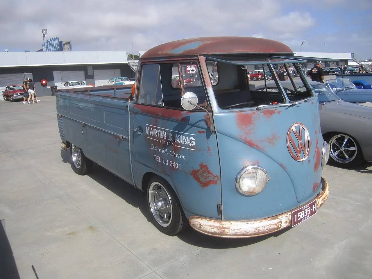 Volkswagen Type 2 T1 "Splittie", rear