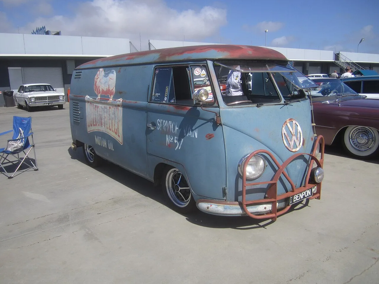 Volkswagen Type 2 T1 "Splittie", side