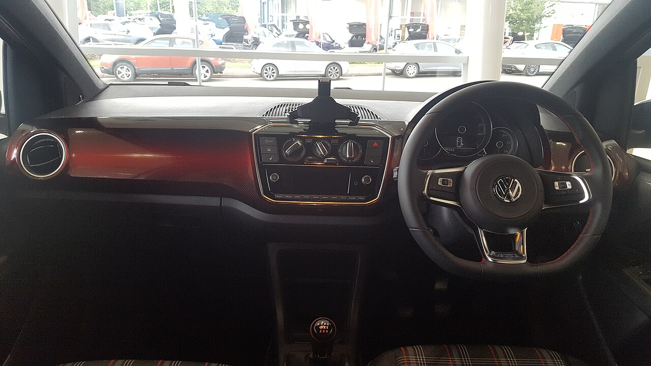 Volkswagen up!, interior