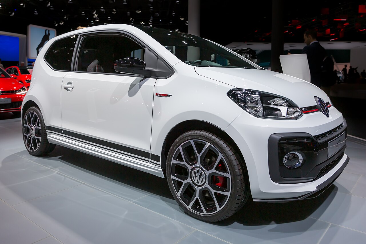 Volkswagen up!, rear