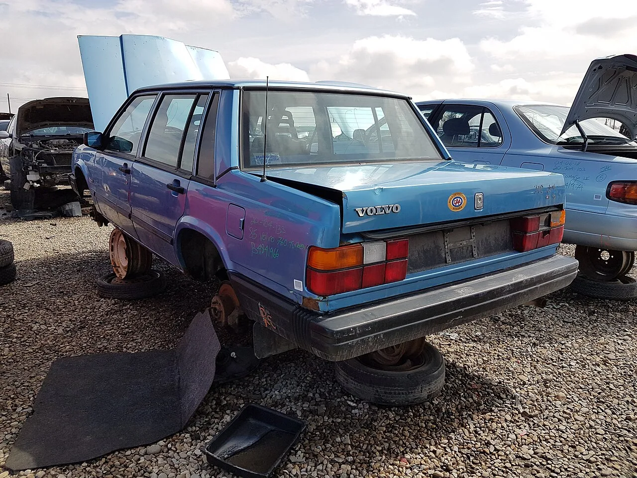 Volvo 740 / 745, rear