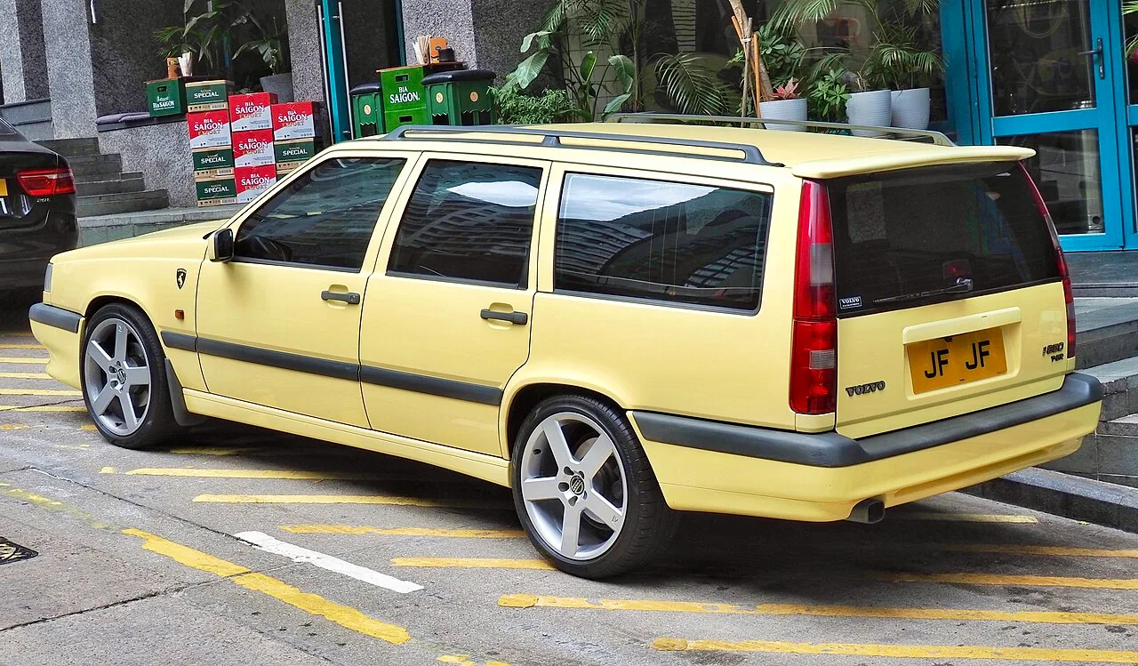 Volvo 850 T5-R, rear