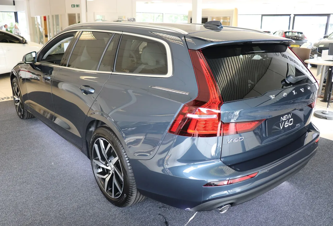 Volvo V60, rear