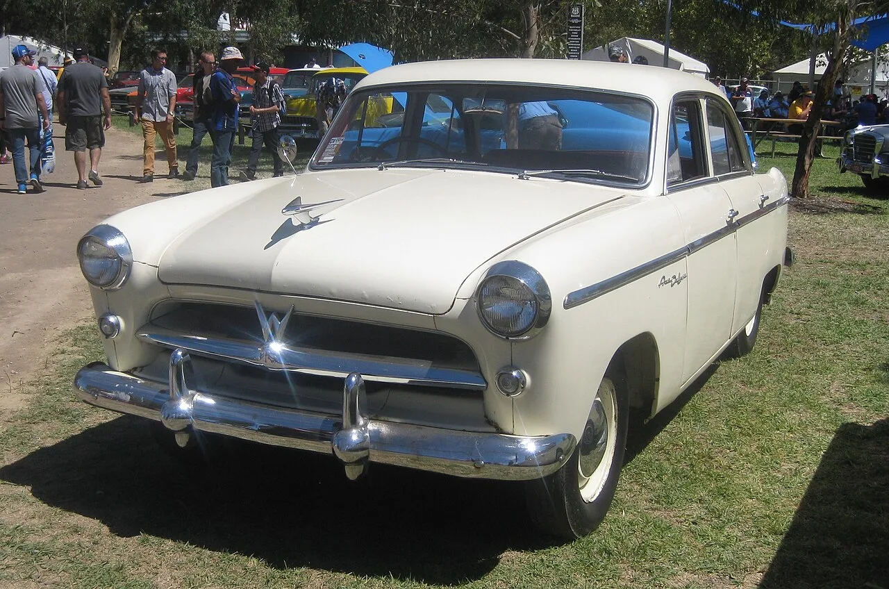 Willys Aero, rear