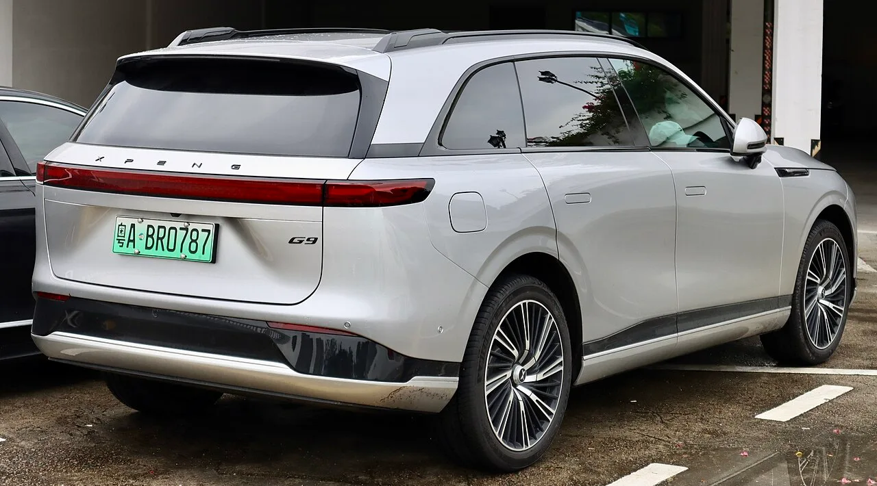 XPeng G9, rear