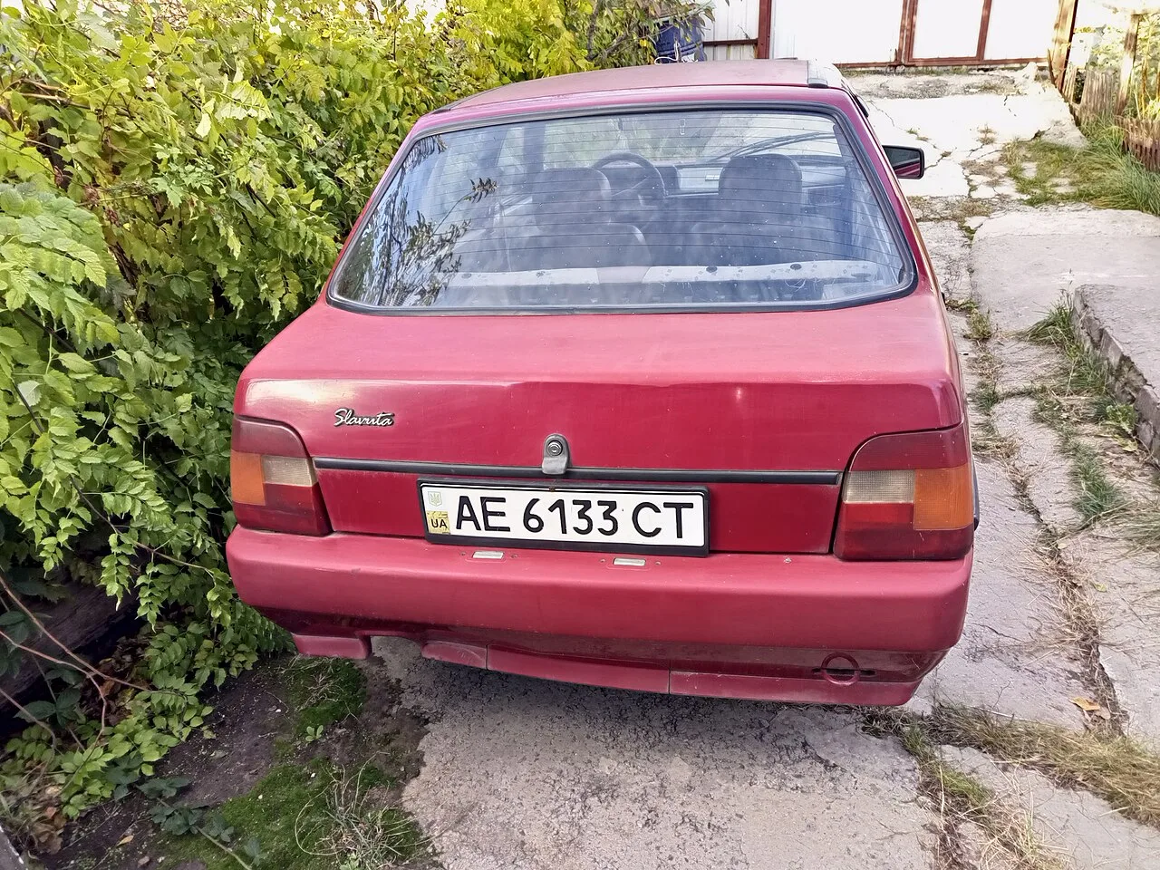 ZAZ Slavuta, side