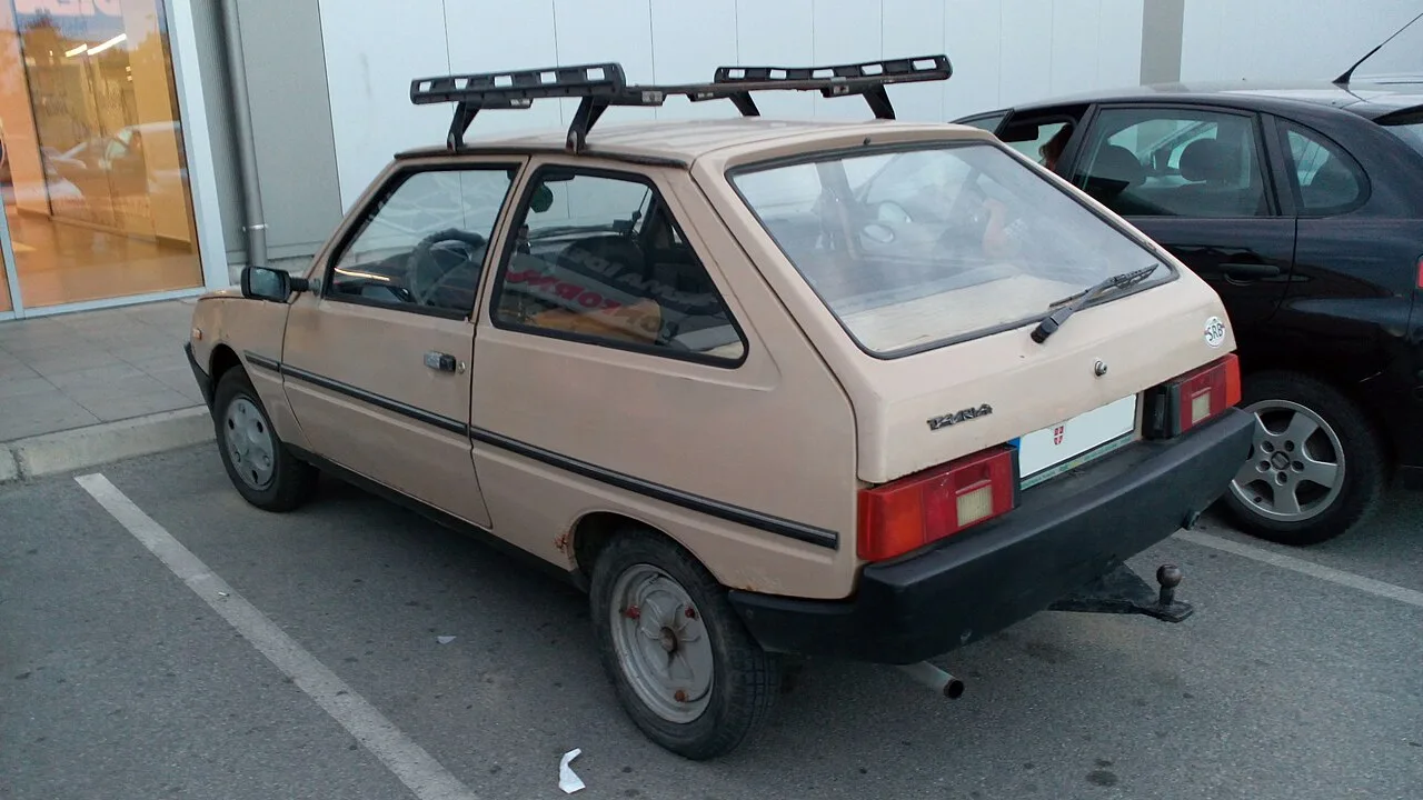 ZAZ Tavria, rear