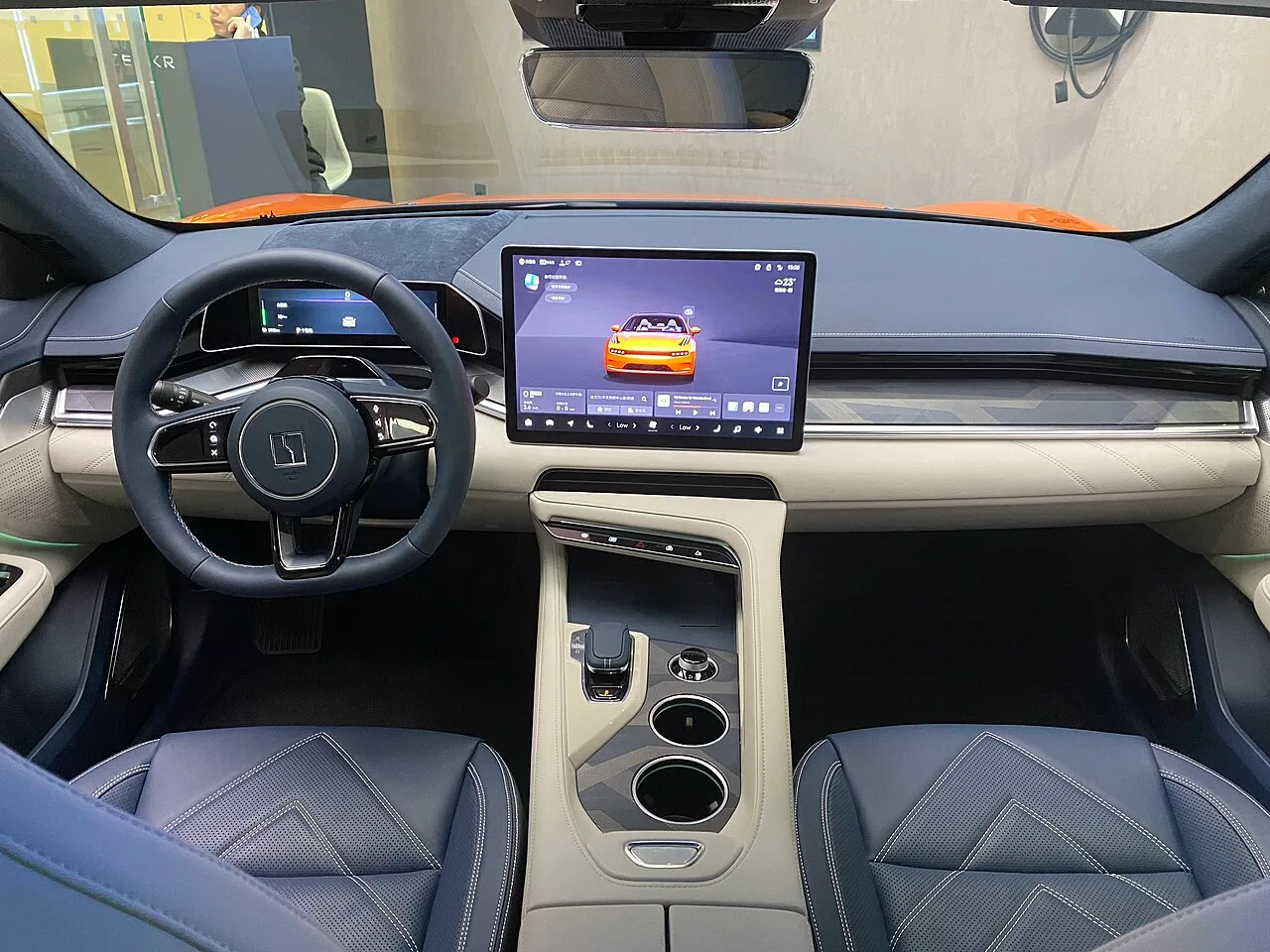 Zeekr 001, interior